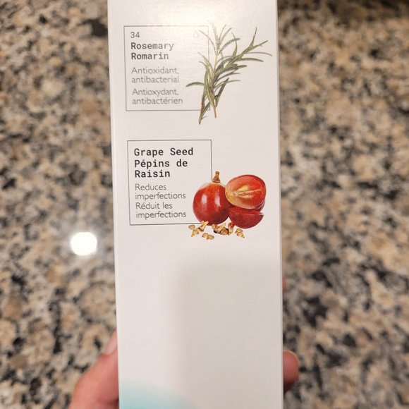 Lotus Aromua PURIFYING FACIAL MASK – GREEN CLAY - BNWT - Picture 3 of 6